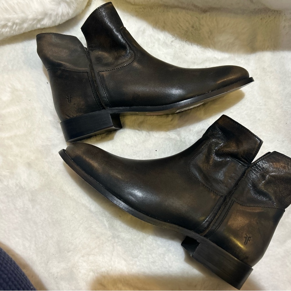 Frye Women’s Distressed Ankle Boots - Deep brown in color & almost looks black